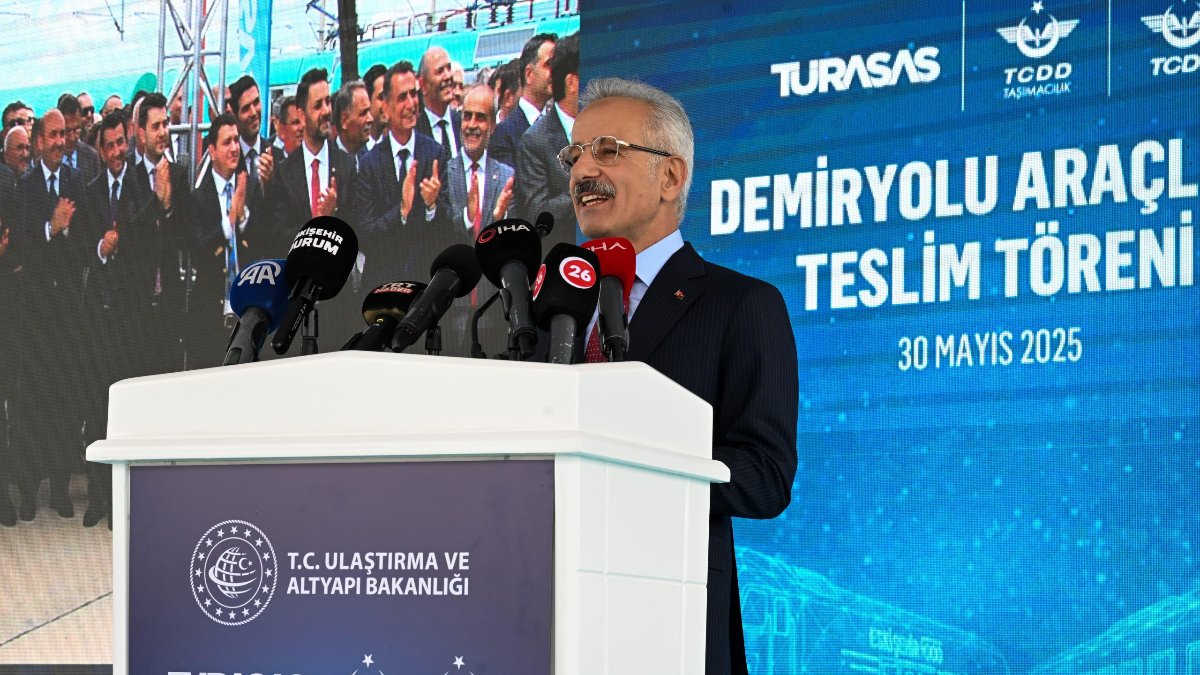 Ulaştırma ve Altyapı Bakanı Abdulkadir Uraloğlu 2025 yılında 127 adet