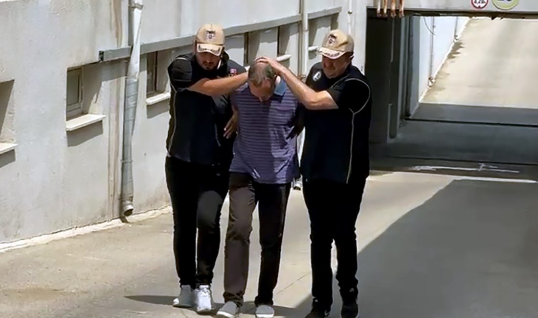 Kentte, polisin FETÖ/PDY Silahlı Terör Örgütü'ne yönelik yaptığı çalışmada, ortalarında