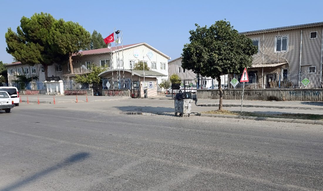 Adana'da ASKİ'ye ilişkin şantiyede vazifeli amir, tartıştığı kanalizasyon çalışanını tabancayla