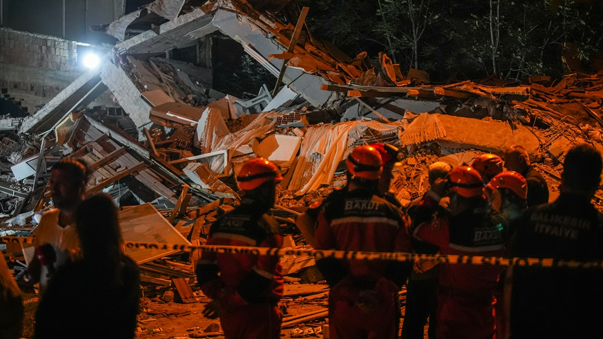 AFAD, Balıkesir'de meydana gelen 6.1 büyüklüğündeki sarsıntının hangi faydan kaynaklandığının
