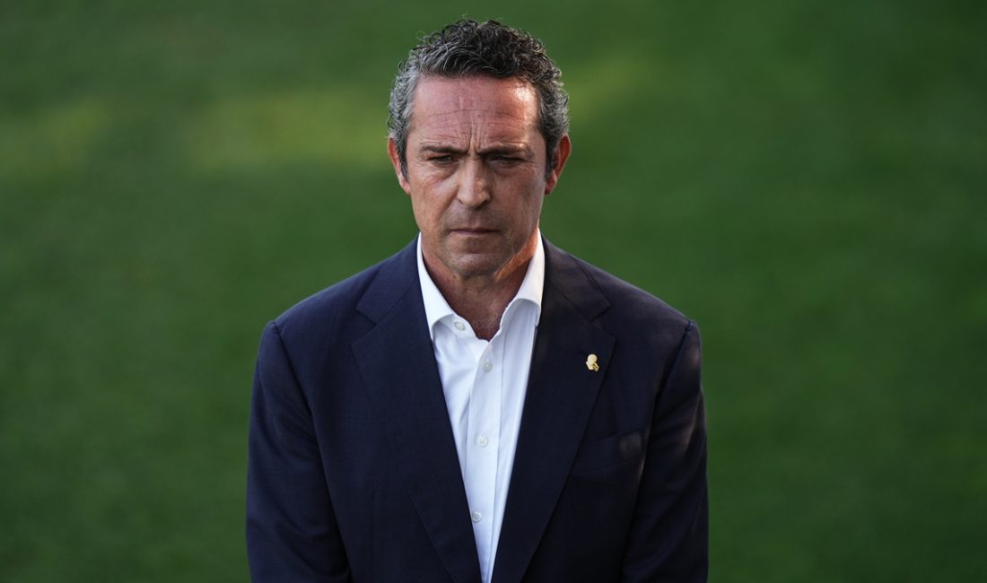 Fenerbahçe Başkanı Ali Koç’un Bodrum’da yat tatilinde görüntülenmesi, toplumsal medyada
