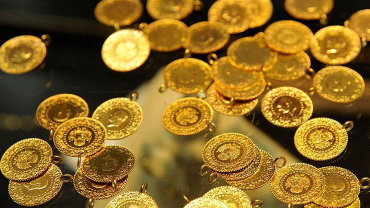 Altının gramı 4 bin 308 liraya yükselirken, çeyrek altın 7