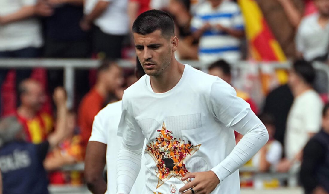 Galatasaray'da mukavelesi karşılıklı feshedilen ve Milan'a geri dönen İspanyol futbolcu
