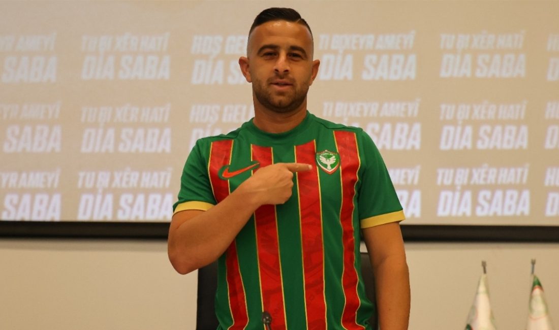 1. Lig gruplarından Amed Sportif Faaliyetler, orta alana Dia Saba
