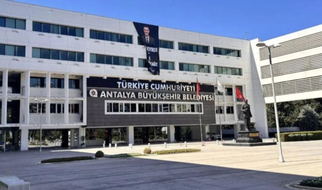 Antalya Büyükşehir Belediyesi'ne yönelik rüşvet soruşturmasında, 195 milyon liralık rüşvet