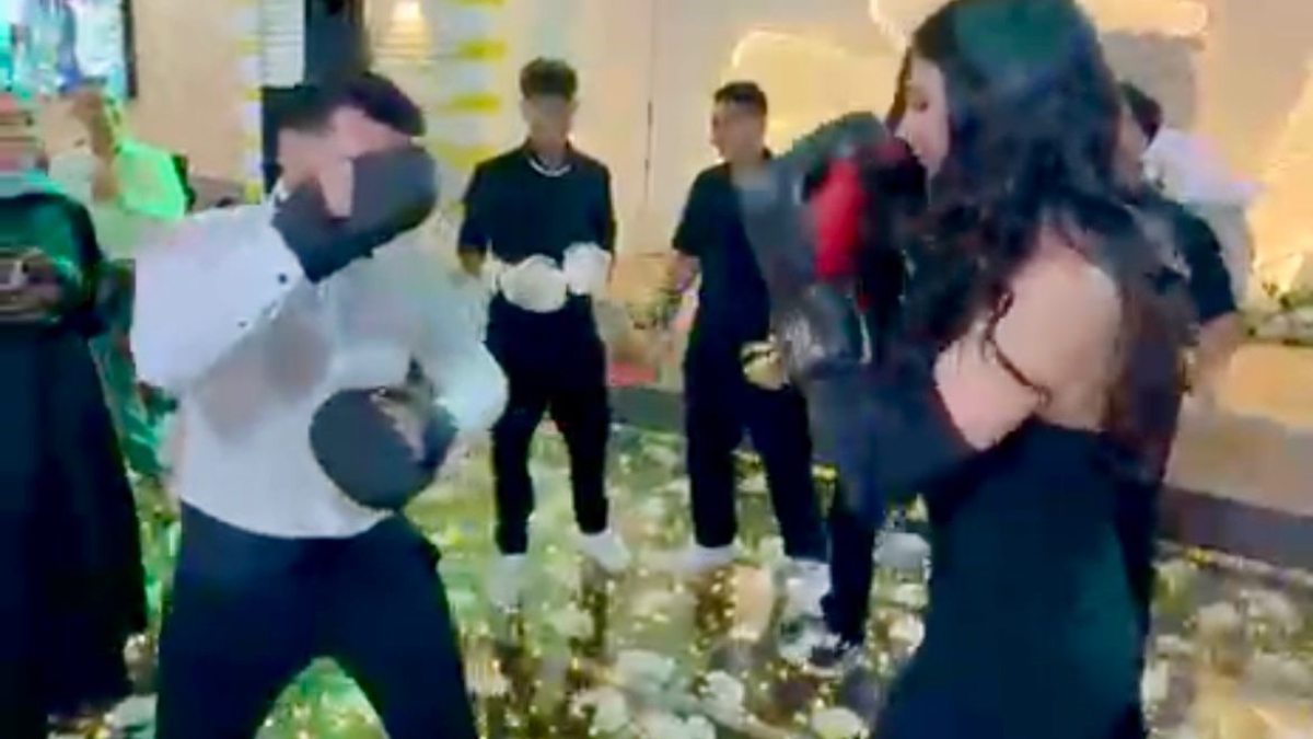 Antalya'da geçtiğimiz ay dünya meskenine giren kick boks antrenörü, oyun