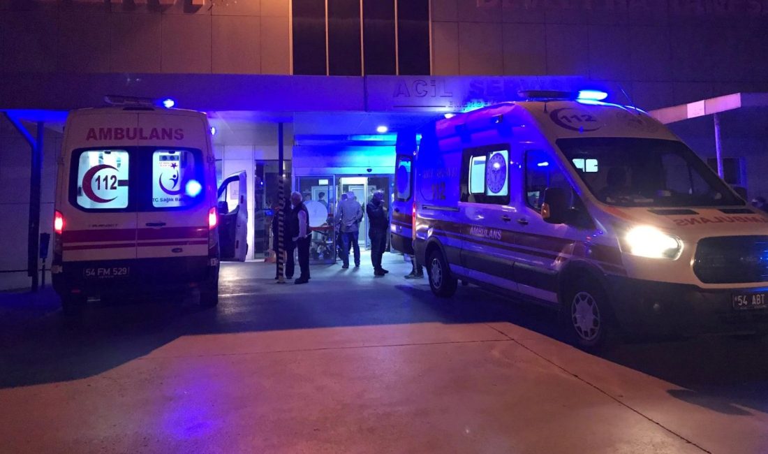 Sakarya'da bindikleri asansörün halatının kopması sonucu metrelerce yükseklikten düşen baba