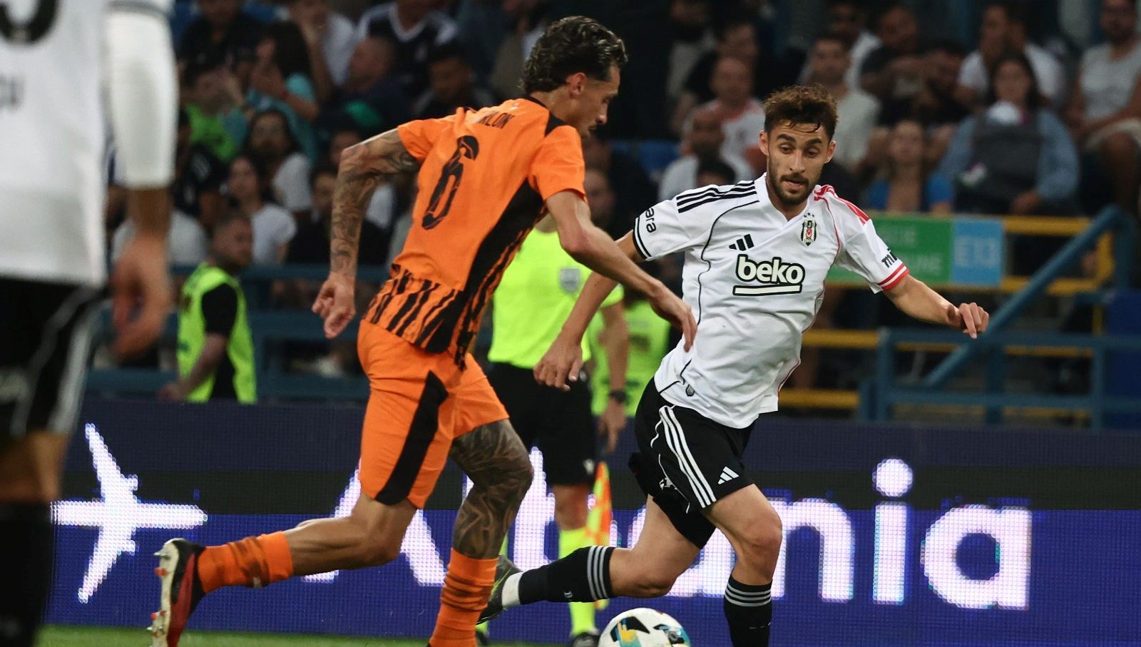 Beşiktaş, Shakhtar'a karşı iki maçta da mağlup olarak Avrupa Ligi'ne