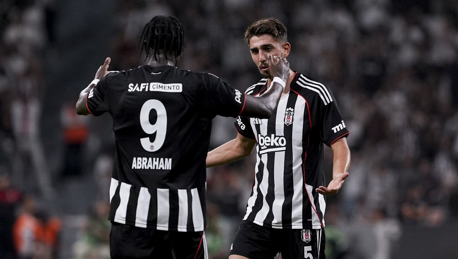 Beşiktaş, UEFA Konferans Ligi 3. eleme çeşidi rövanşında St. Patrick's'i