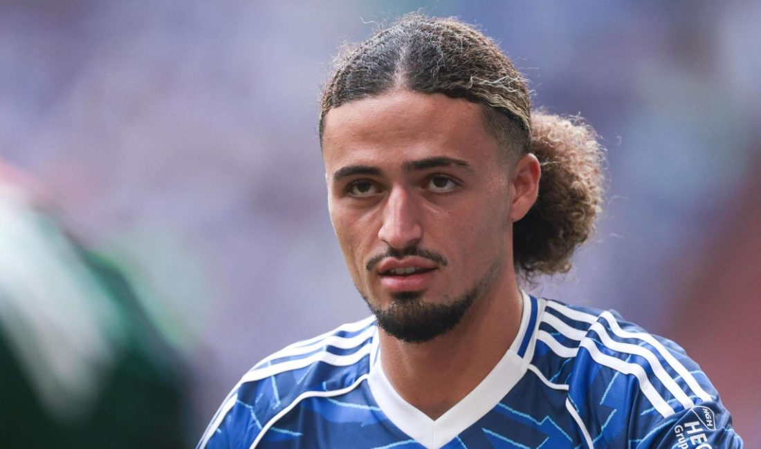 Beşiktaş, Schalke 04'ün 19 yaşındaki sağ beki Taylan Bulut'u takımına