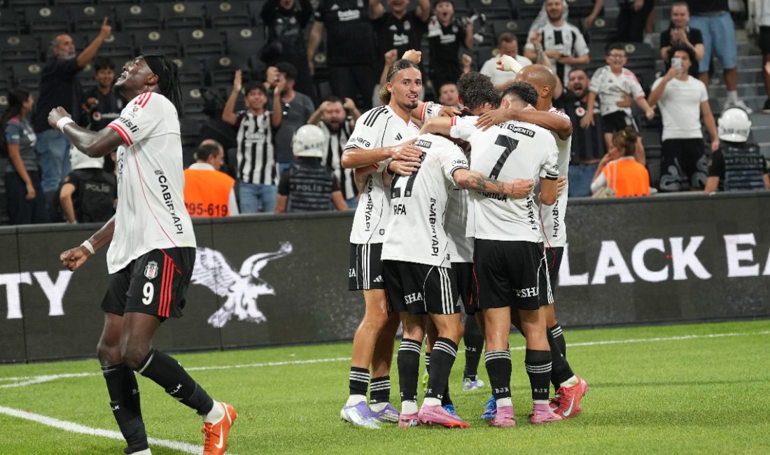 Beşiktaş, dönemin açılış maçında alanında karşılaştığı Eyüpspor'u mağlup ederek rakibine