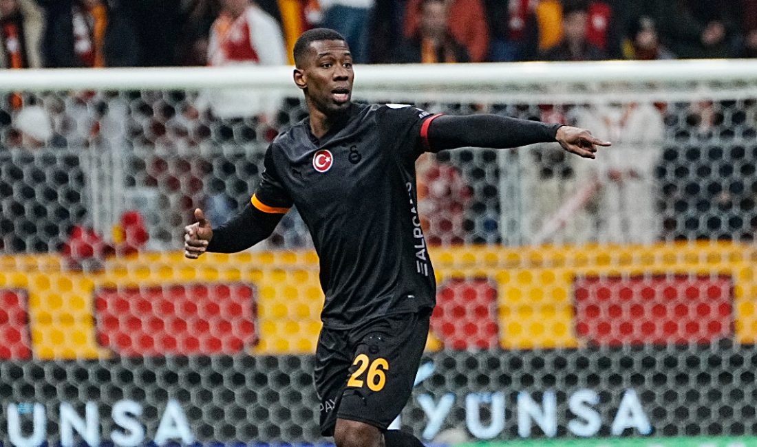 Spartak Moskova, Carlos Cuesta'yı takımına katmak için Galatasaray ile görüşmelere