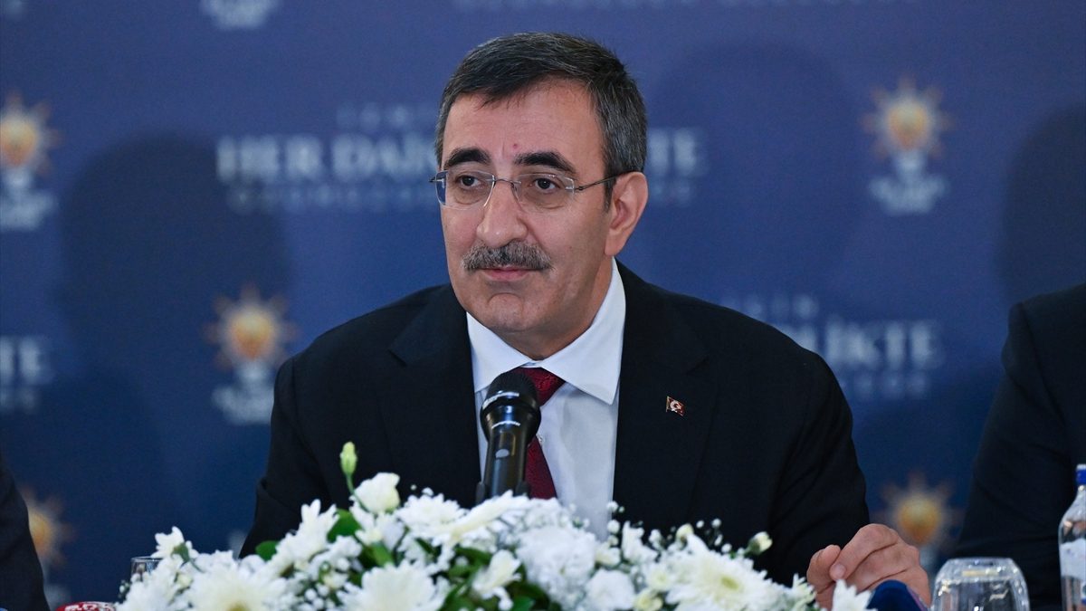 Cumhurbaşkanı Yardımcısı Yılmaz, Alevi İnanç Liderleri ve Cemevi Liderleri İstişare