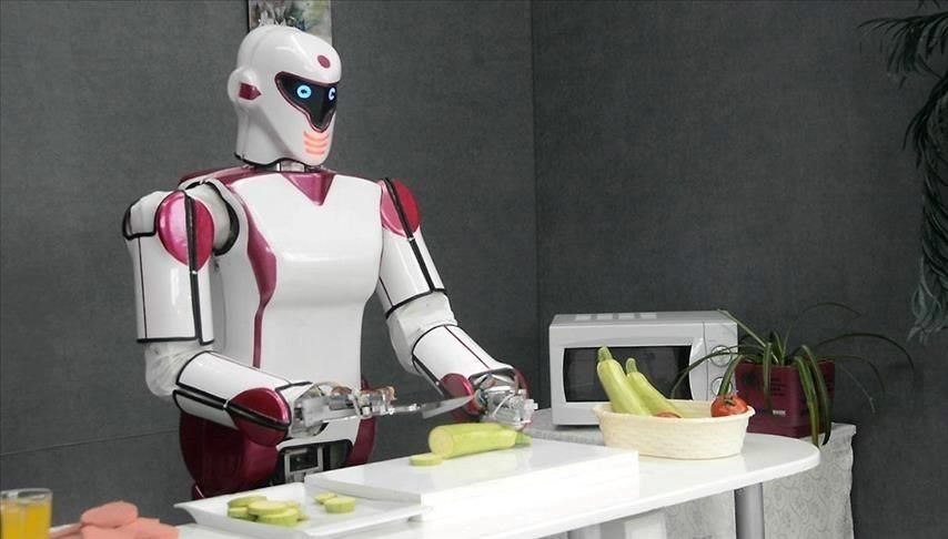 Çin'de üretilen yeni insansı robot, tek bir "robotik beyinle" birden