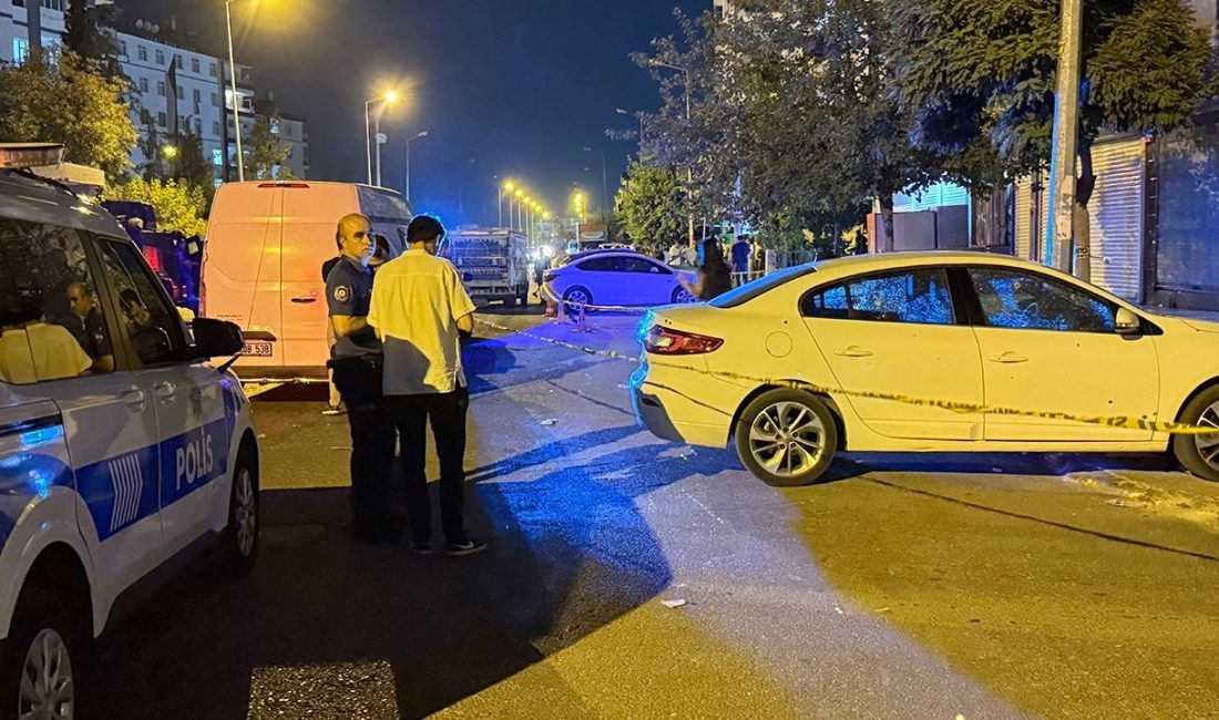 Diyarbakır'da çocuklar ortasında çıkan arbedeye aileleri de dahil oldu, silahlı