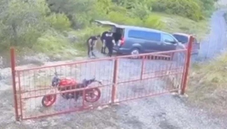 İzmir'in Bornova ilçesinde define ararken orman yangını çıkaran 5 sanık