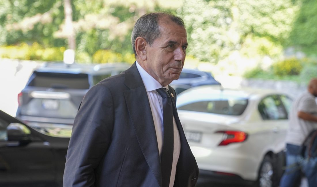 Galatasaray Başkanı Dursun Özbek, "Türk futbol tarihinin en büyük transferi,