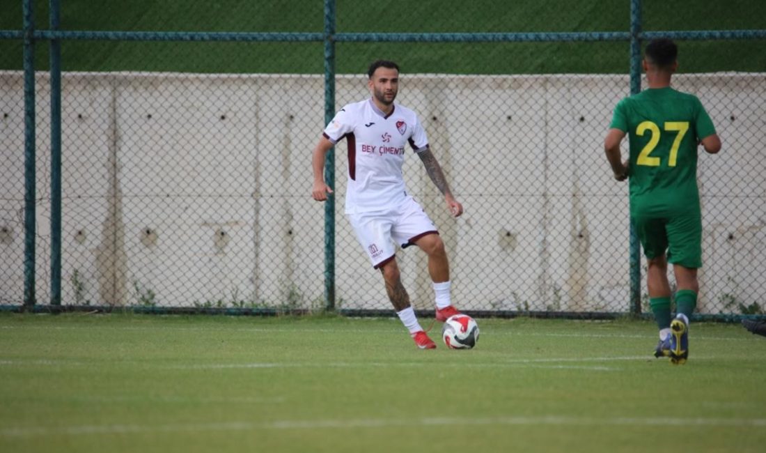 Elazığspor, hazırlık maçında karşılaştığı Şanlıurfaspor’u 3-1'lik skorla mağlup etmeyi başardı.