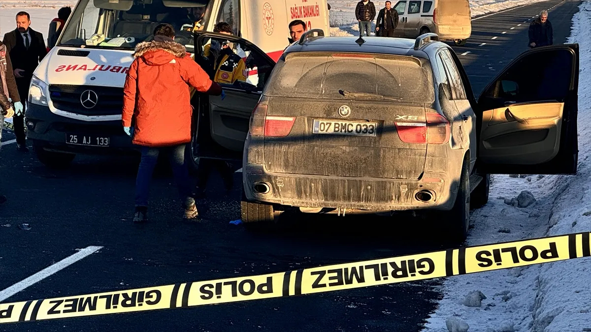Kardeşini silahla öldürüp kaçtıktan sonra gruplarca yakalanan ağabeyin yargılanmasına başlandı.