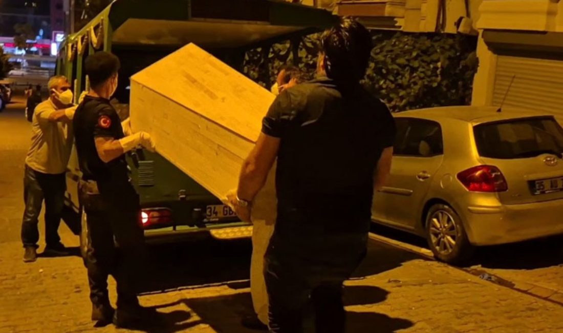İstanbul Esenyurt’ta Azerbaycan asıllı bir bayan meskeninde meyyit bulundu.