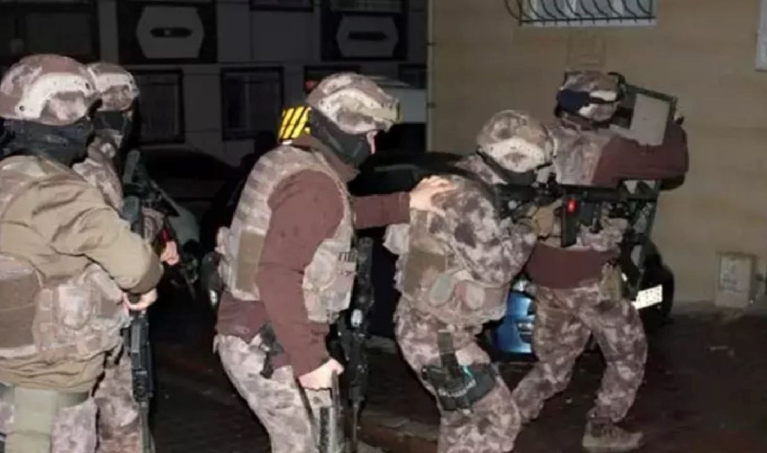 Esenyurt'ta uyuşturucu satıcılarına yönelik operasyon düzenlendi. Operasyonda 207 kilogram metamfetamin