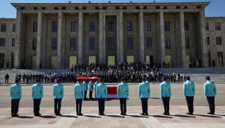 Hayatını kaybeden eski Sağlık Bakanı Halil Şıvgın için Türkiye Büyük