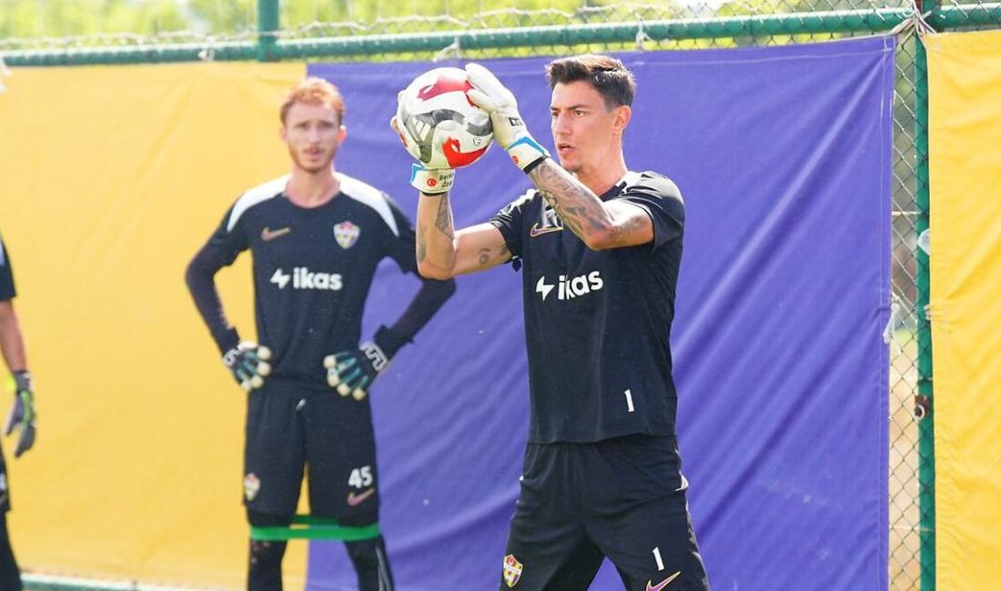 Lille, Berke Özer'in transferi için Eyüpspor ve oyuncu tarafıyla her