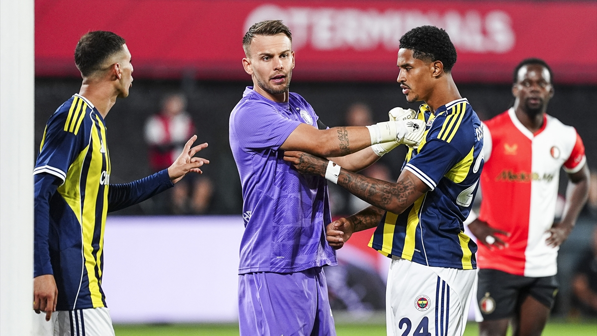 Fenerbahçe, Hollanda temsilcileri karşısında bugüne kadar oynadığı 25 maçta 9