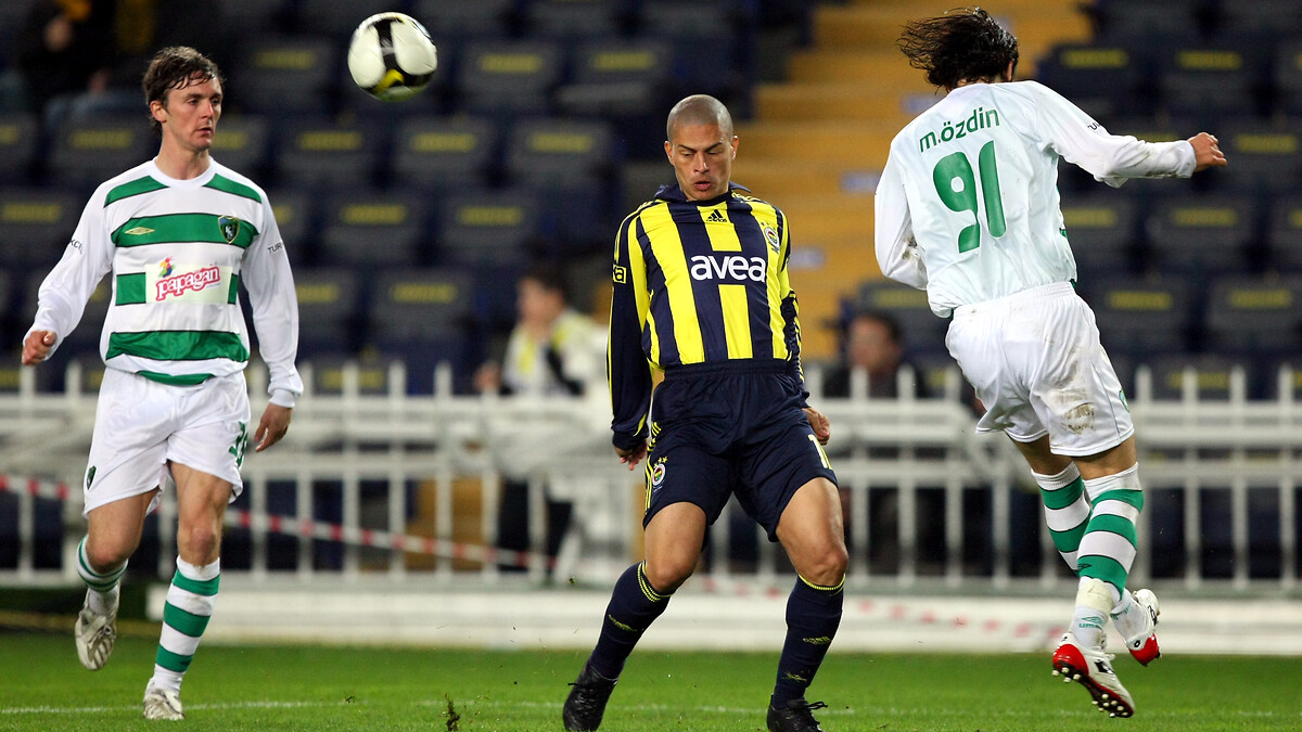Fenerbahçe, Kocaelispor ile oynadığı 40 Süper Lig maçında 20 galibiyet