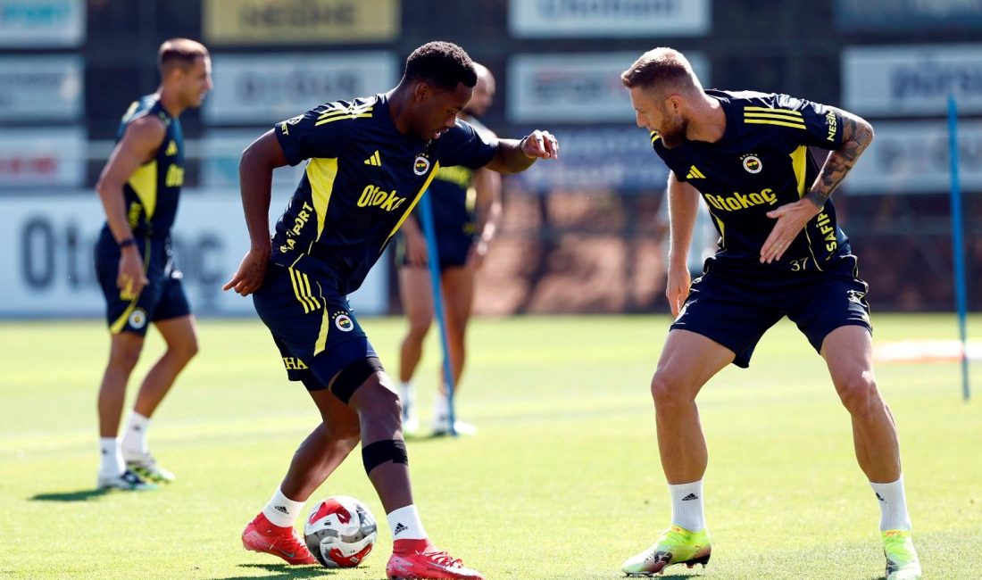 Fenerbahçe, Feyenoord ile oynanacak olan rövanş maçının hazırlıklarını sürdürdü.