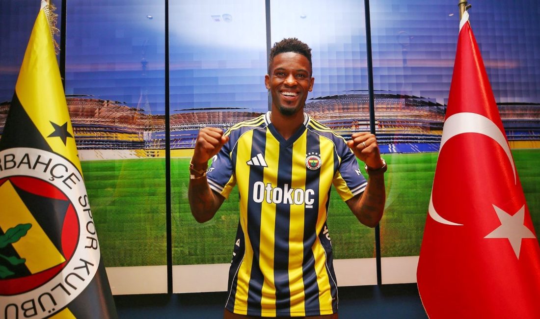 Fenerbahçe'nin takımına kattığı 31 yaşındaki Nelson Semedo, kulüp tarihinin 8.