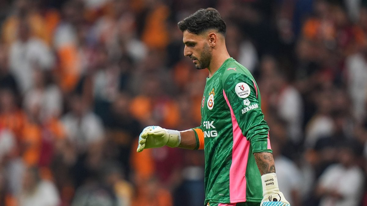 Süper Lig'de Rizespor'u 3-1 mağlup eden Galatasaray, 8 resmi müsabakanın