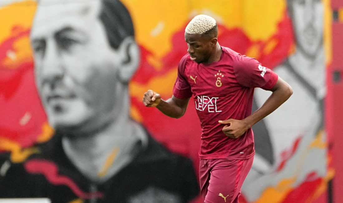 Galatasaray'da Nijeryalı golcü Victor Osimhen, dönem öncesi birinci idmanına çıktı.
