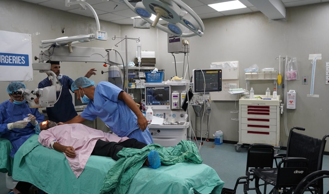İsrail'in sistematik olarak aç bıraktığı Gazze'deki sıhhat çalışanları ve tabipler