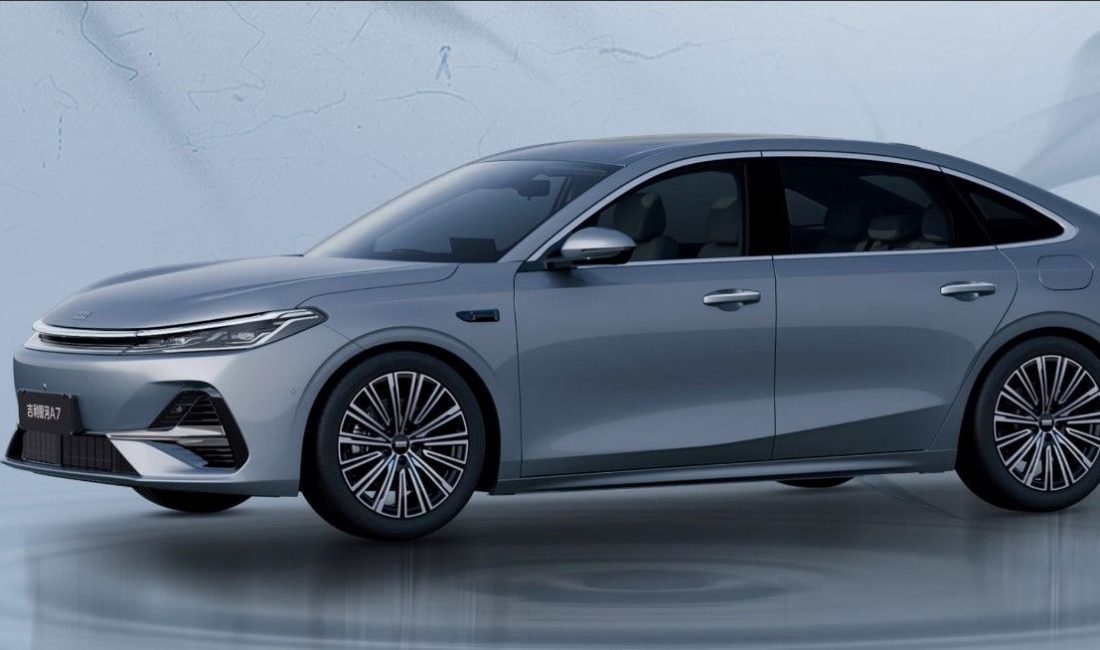 Geely Galaxy, 12 bin 500 dolardan başlayan fiyatlarla A7 hibrit