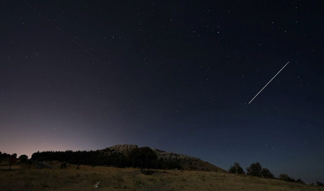 Perseid Meteor Yağmuru'nda tepe gecesi geride kalsa da, gökyüzü tutkunları