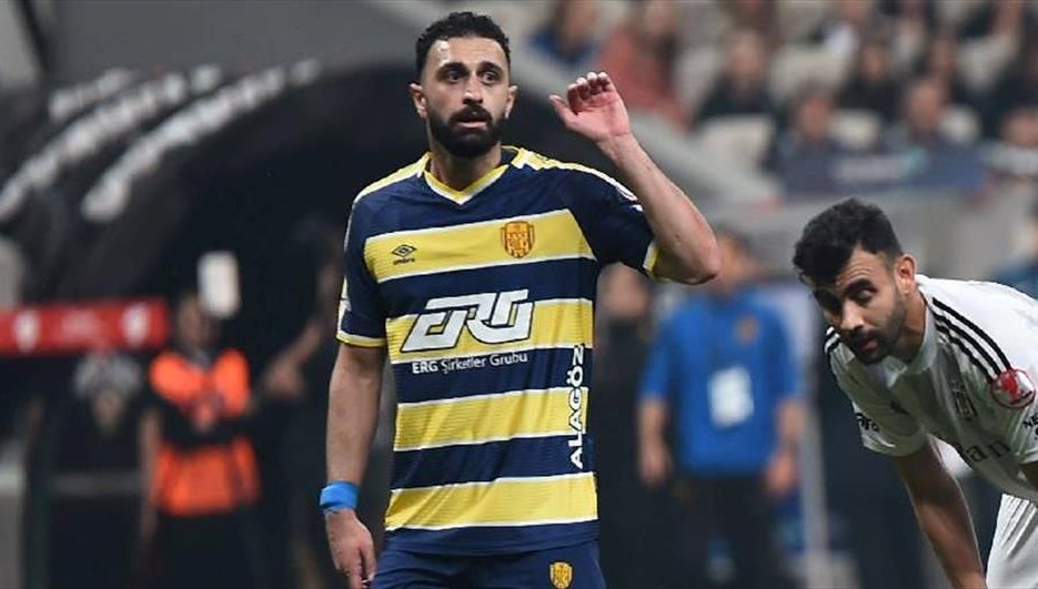 Göztepe, son olarak Ankaragücü forması giyen Efkan Bekiroğlu ile her