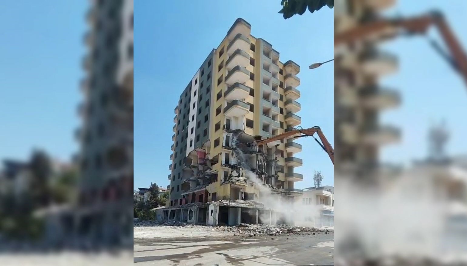 Kahramanmaraş sarsıntılarında ağır hasar alan Osmaniye'de bi bina orta hasarlı