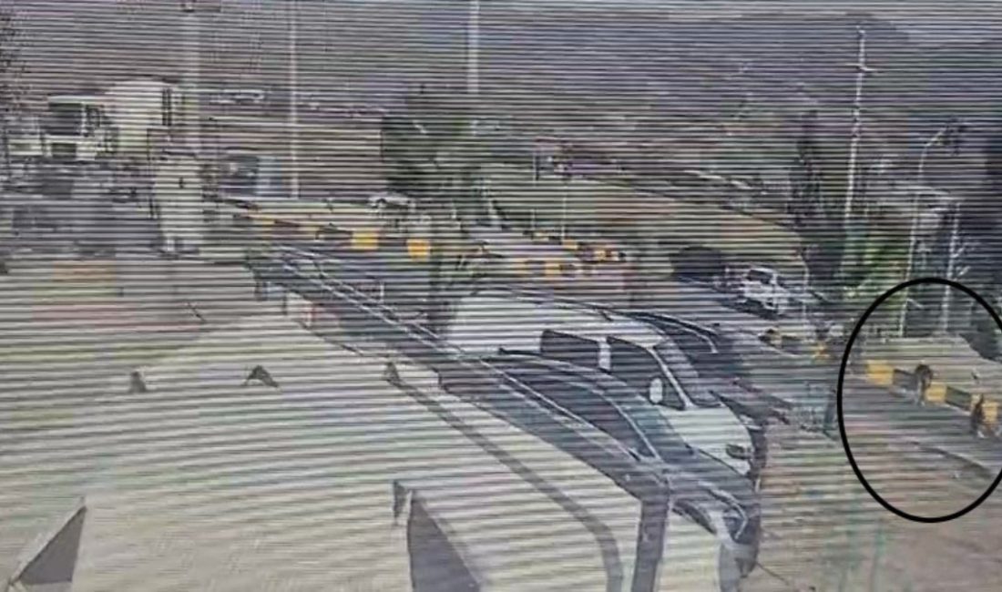 Arsuz ilçesinde yolun karşısına geçmek istediği sırada motosiklet çarpan yaya