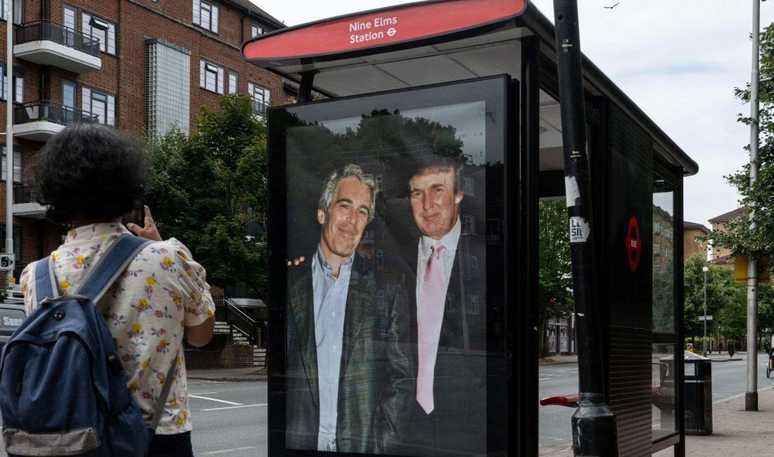 FBI'da bir takımın, Lider Trump'ın ve birtakım "önemli" bireylerin ismini