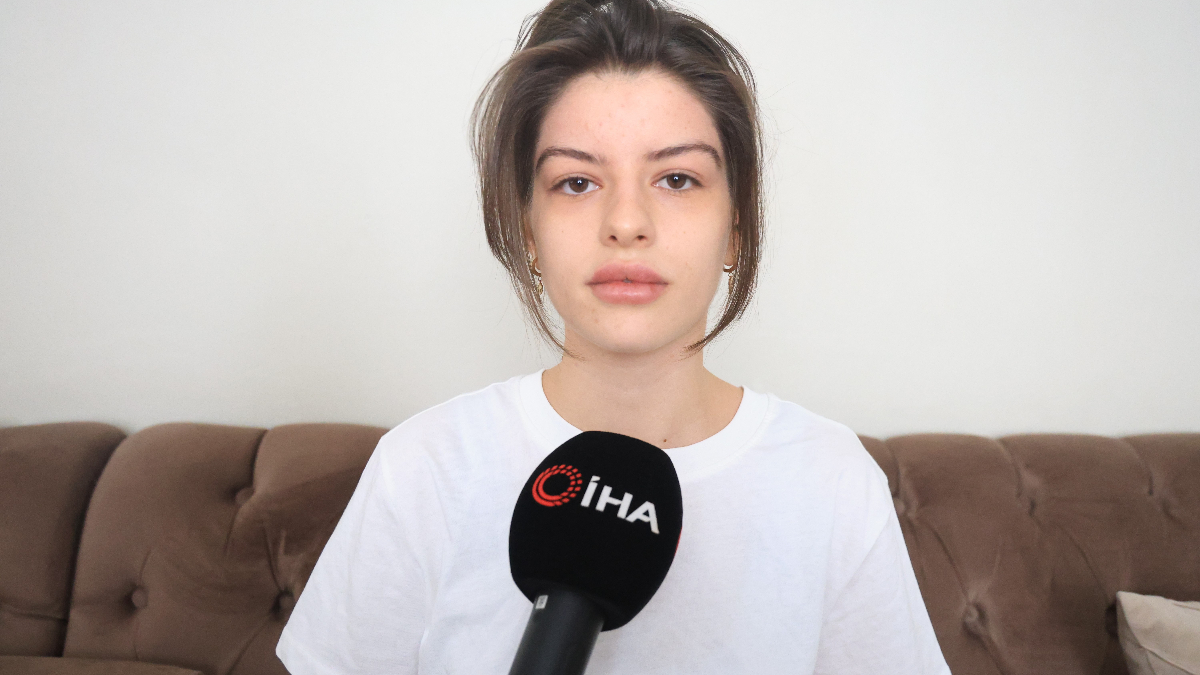 İstanbul'da hemşirelik kısmında öğrenci olan 22 yaşındaki Ayşe Tokyaz'dan haber