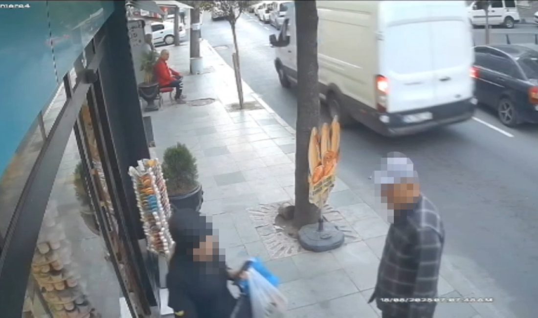 Silivri'de simit alan bayan, argümana nazaran pastane önünde bir kişinin