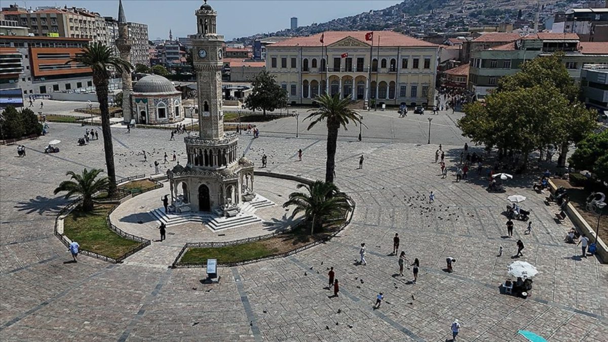 İZSU'dan yapılan açıklamada, isale hattındaki arıza nedeniyle sekiz ilçede zorunlu