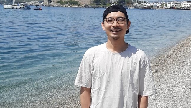 Yüksek lisans eğitimi için İstanbul'a gelen toplumsal medya fenomeni Yoshi