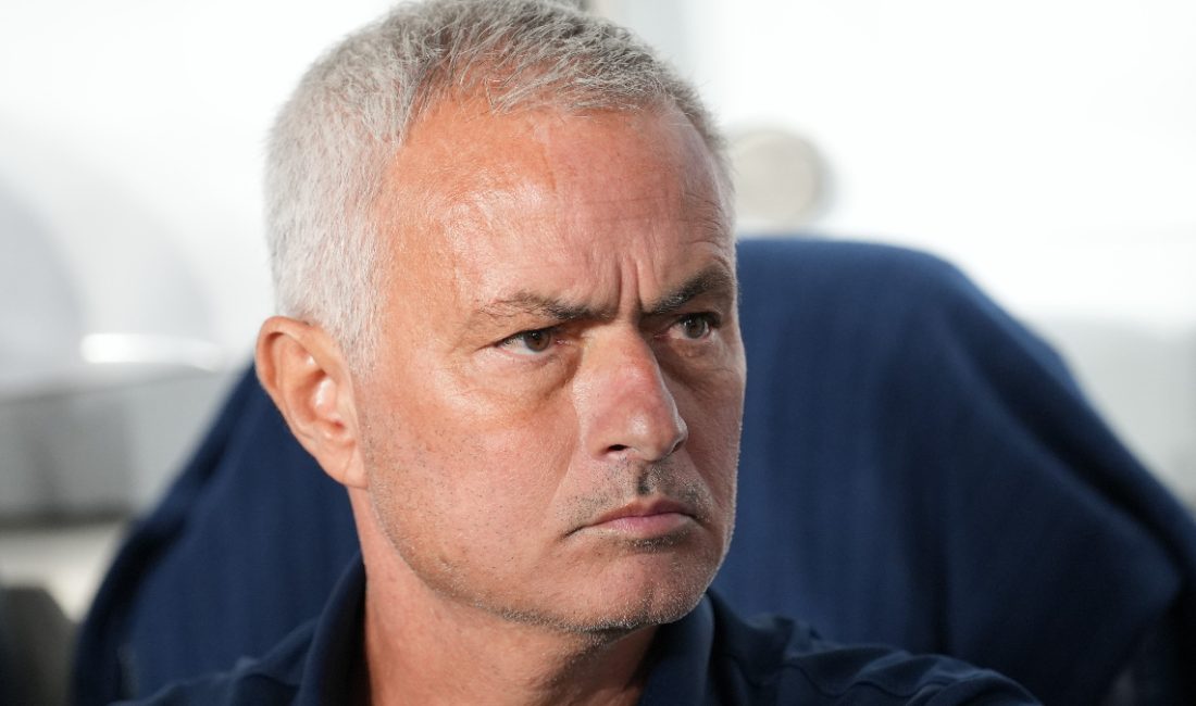 Fenerbahçe Teknik Yöneticisi Jose Mourinho, Benfica maçının akabinde "Hiçbir fikrim