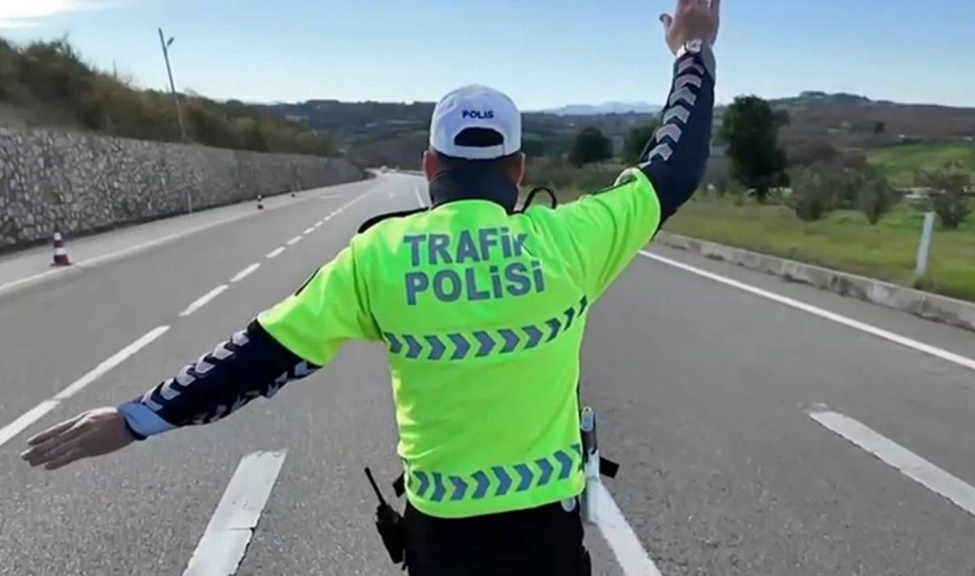 Karayollarındaki hız sınırlamaları ve trafik işaretlemeleri şimdiki standartlara nazaran tekrar pahalandırılacak. Cumhurbaşkanlığı