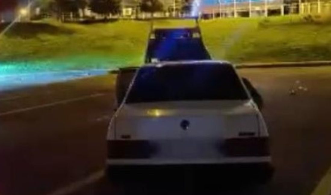 Kentte polis takımları tarafından drift atan bir araca 64 bin