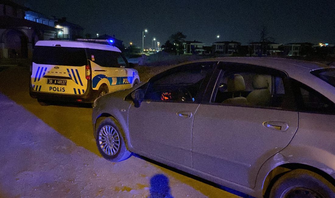 Kentte polis gruplarının 'dur' ihtarına uymayan yaşı küçük ehliyetsiz şoför