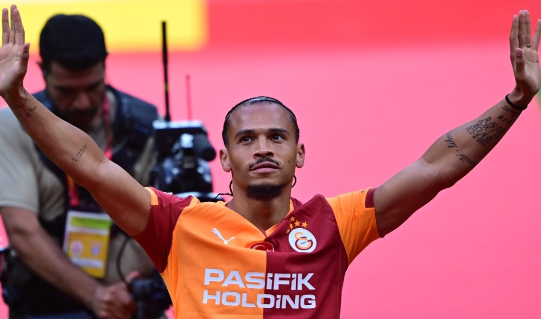 Galatasaray'ın yaz transfer periyodunda takımına kattığı Leroy Sane'nin İstanbul'a geliş