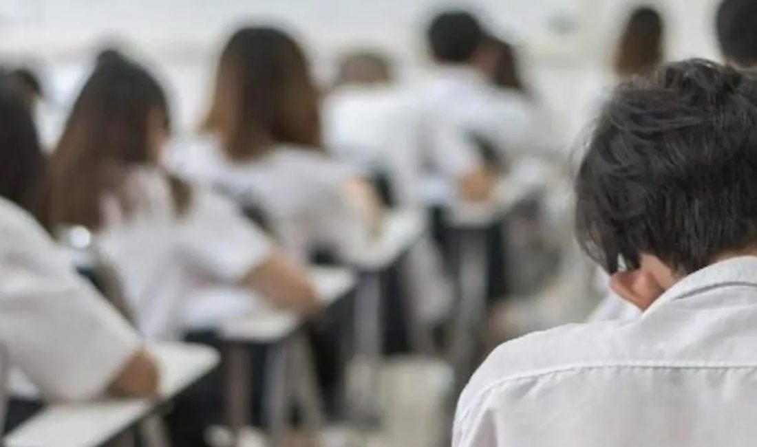 LGS sonuçlarının ilan edilmesinin ardından lise kayıt tarihleri gündeme geldi.
